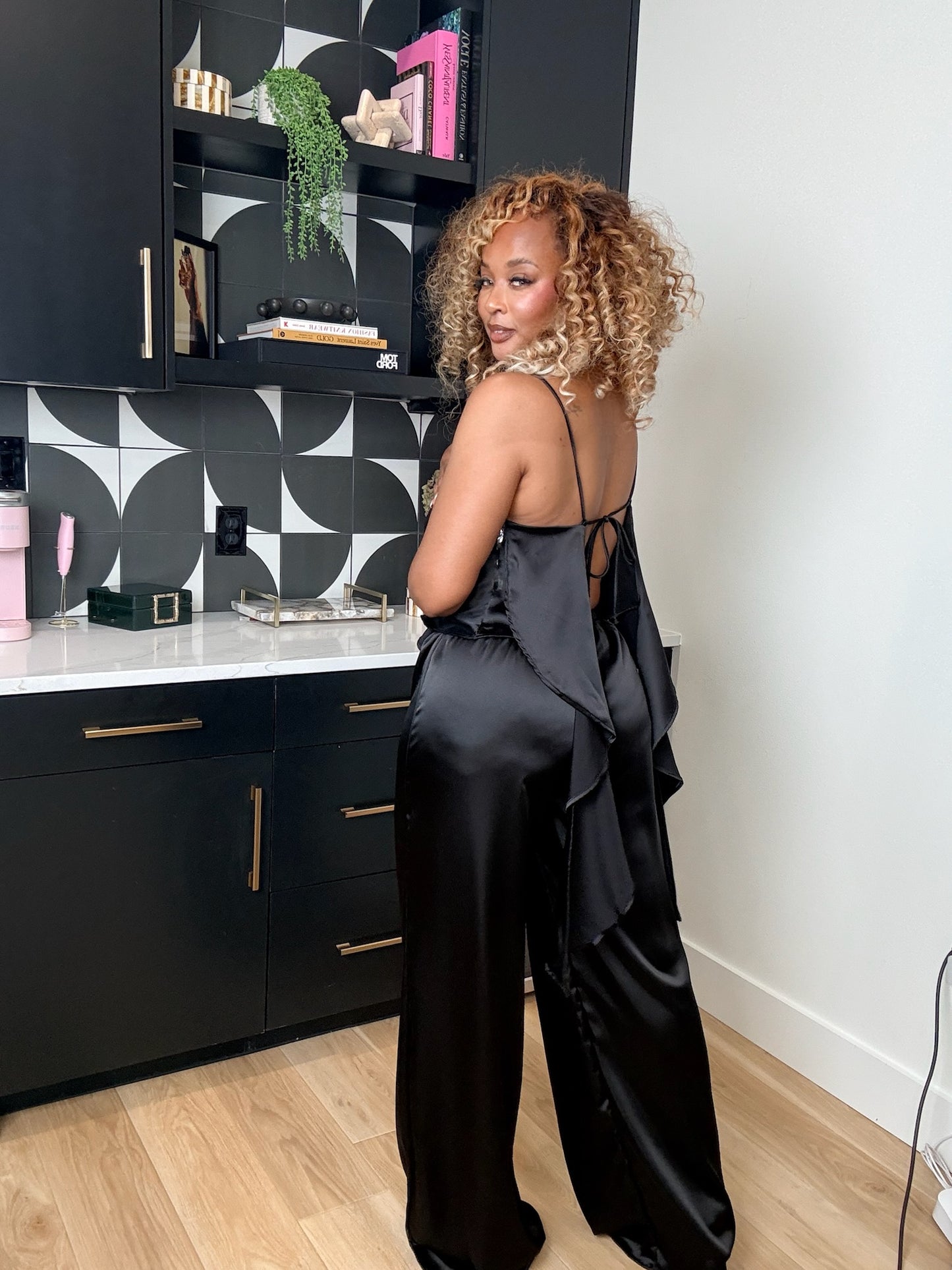 Lost In Allure Set