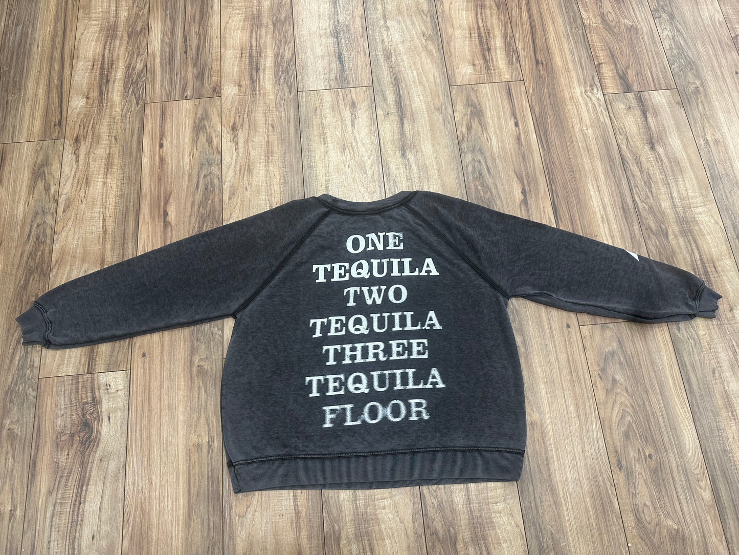 Por Favor Graphic Tee