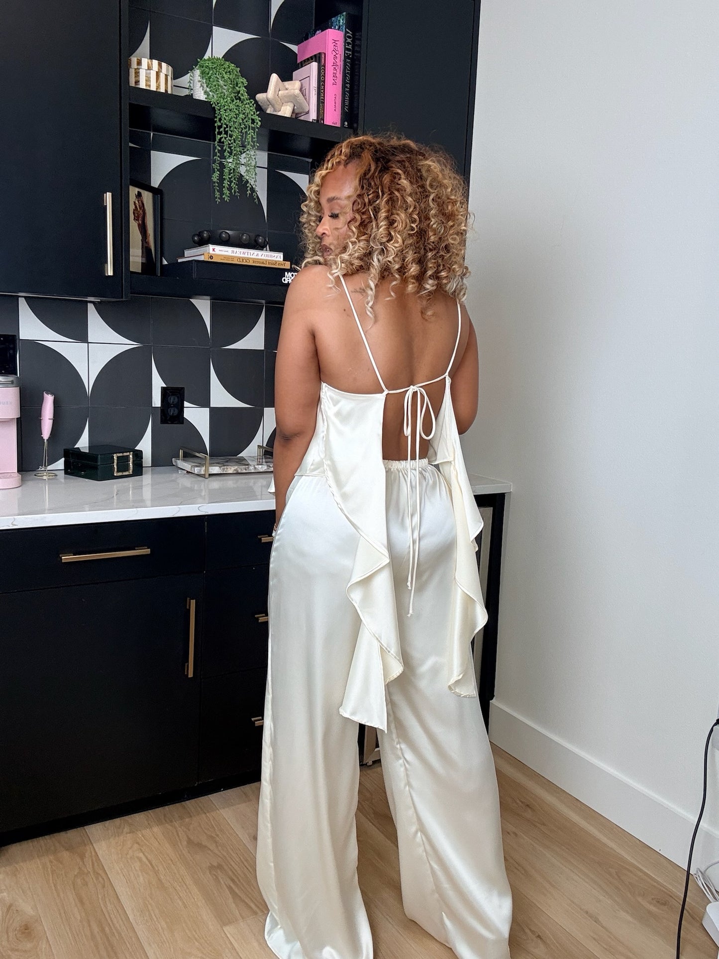 Lost In Allure Set